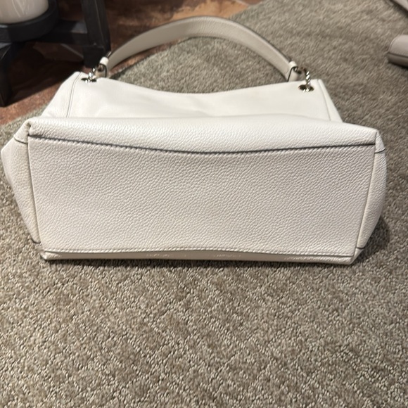 Kate Spade white pebbled leather shoulder bag - Picture 12 of 12